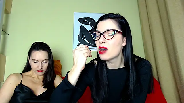 BDSMStars online show from December 19, 9:55 am