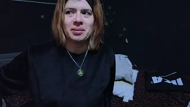 Carlafoxxx online show from November 17, 12:53 pm