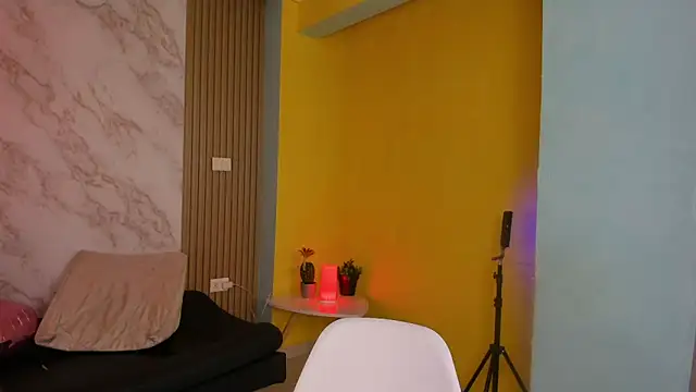 Snapshot of Megan_blue7 chatting on September 14, 2:39 pm Megan blue7 online show from September 14, 2:39 pm