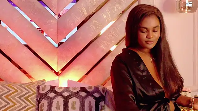 Noa Adams online show from December 3, 3:18 am