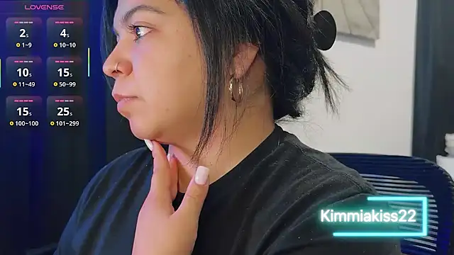 kimmiakiss22 online show from September 17, 10:12 pm