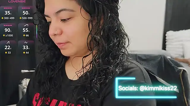 kimmiakiss22 online show from September 23, 6:48 pm