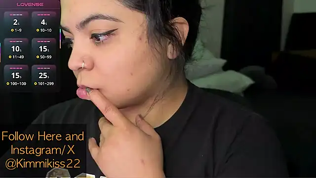 kimmiakiss22 online show from November 1, 11:42 pm