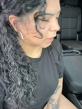 kimmiakiss22 online show from April 15, 7:58 pm