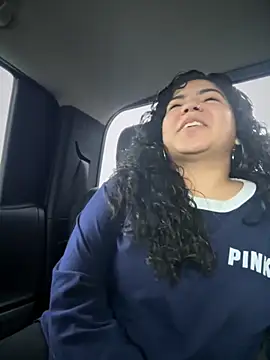 kimmiakiss22 online show from October 25, 9:59 pm