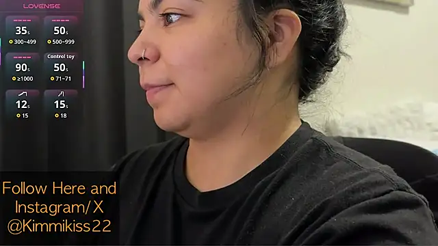 kimmiakiss22 online show from October 27, 12:44 am