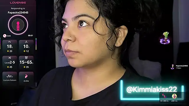 kimmiakiss22 online show from October 22, 8:52 pm