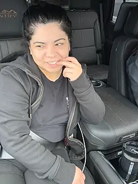 kimmiakiss22 online show from March 23, 9:36 pm