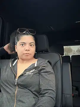 kimmiakiss22 online show from December 17, 10:04 pm