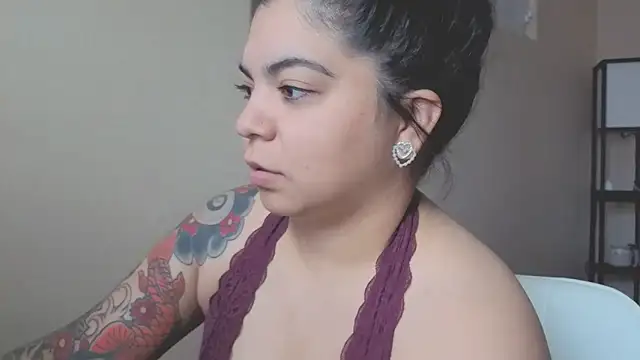 kimmiakiss22 online show from March 9, 6:21 pm