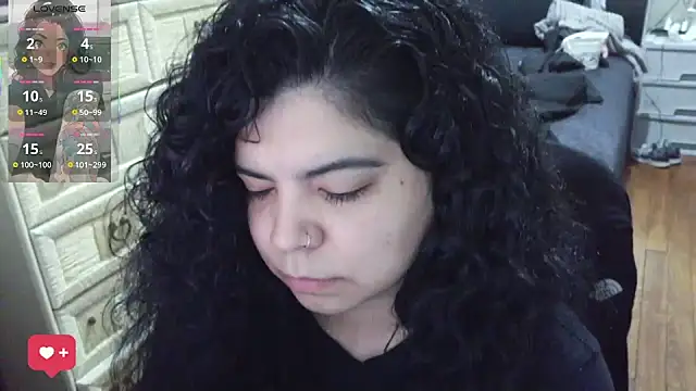 kimmiakiss22 online show from March 24, 8:42 pm