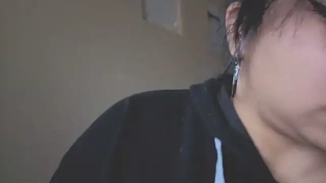 kimmiakiss22 online show from March 7, 11:38 pm