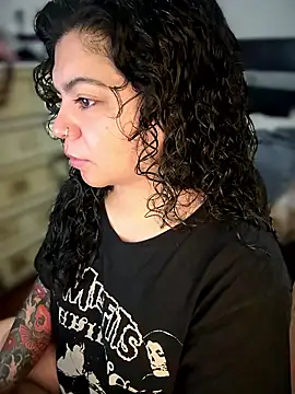 kimmiakiss22 online show from January 14, 8:34 pm