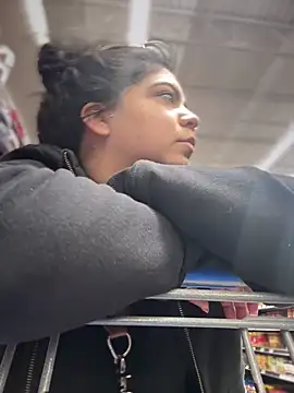 kimmiakiss22 online show from February 1, 8:51 pm