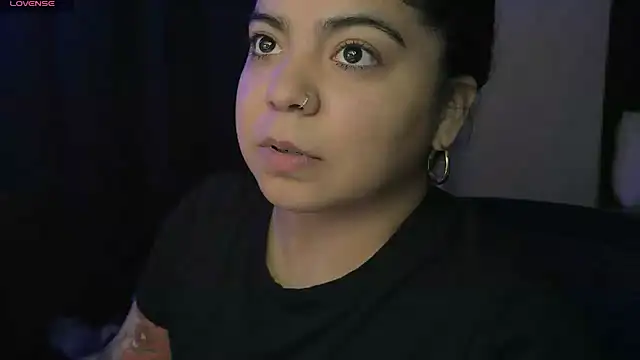 kimmiakiss22 online show from September 29, 11:43 pm