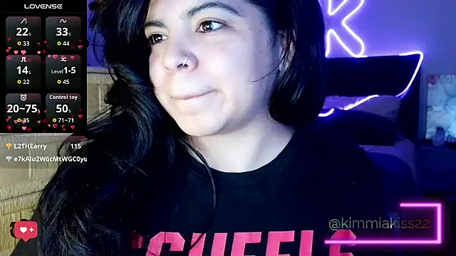 kimmiakiss22 online show from February 21, 1:40 am