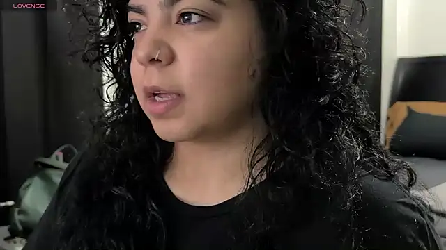 kimmiakiss22 online show from October 21, 6:29 pm