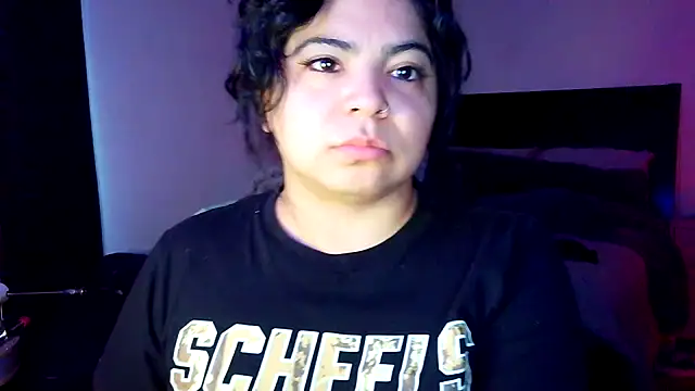 kimmiakiss22 online show from November 29, 9:59 pm