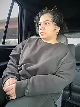 kimmiakiss22 online show from January 5, 8:12 pm