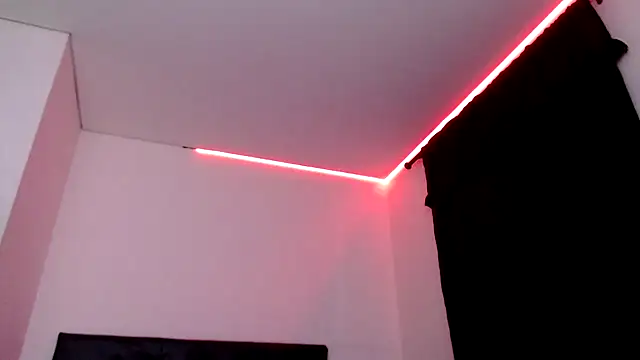 dolcemacca online show from September 25, 1:33 am