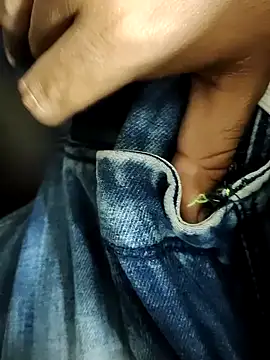 Snapshot of orgasmic_boy chatting on December 8, 8:47 pm orgasmic boy online show from December 8, 8:47 pm