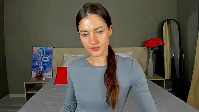 Snapshot of Katerina_Ray chatting on January 5, 8:43 am Katerina Ray online show from January 5, 8:43 am