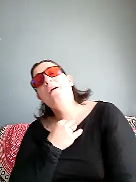 Lolabeluccia xh  online show from March 24, 7:41 am