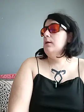 Lolabeluccia xh  online show from March 19, 6:57 am