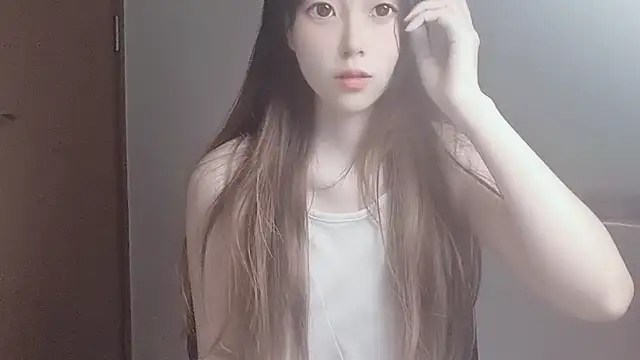 Snapshot of VaerySaenz chatting on October 19, 4:04 am VaerySaenz online show from October 19, 4:04 am