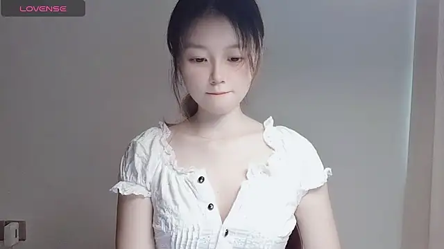 Snapshot of VaerySaenz chatting on March 9, 6:39 am VaerySaenz online show from March 9, 6:39 am