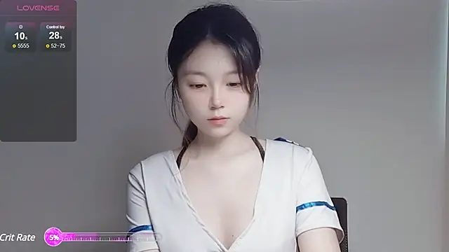 Snapshot of VaerySaenz chatting on March 15, 2:35 am VaerySaenz online show from March 15, 2:35 am