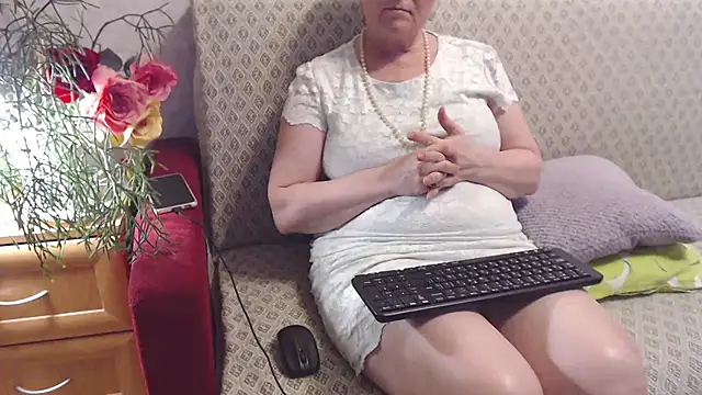 zarinafonliberman online show from December 17, 6:57 pm