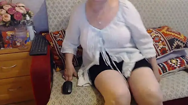 Snapshot of zarinafonliberman chatting on July 15, 5:53 pm zarinafonliberman online show from July 15, 5:53 pm