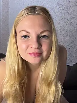 Snapshot of Julia_beauty chatting on January 11, 5:07 pm Julia beauty online show from January 11, 5:07 pm