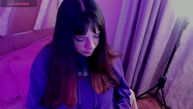 xhinata hyugax online show from March 5, 11:32 pm