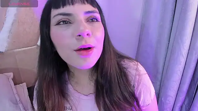 xhinata hyugax online show from January 15, 10:13 pm