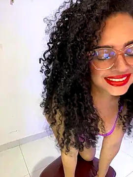 cataleya-miller  online show from September 20, 9:31 pm