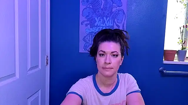 highly inappropriate online show from April 7, 1:18 am