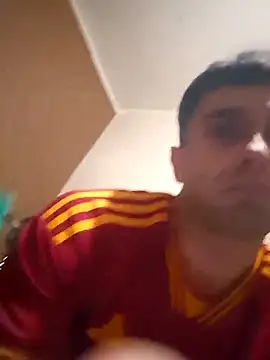 Snapshot of mattyrush chatting on October 27, 12:33 am mattyrush online show from October 27, 12:33 am