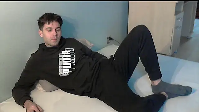 Snapshot of mattyrush chatting on December 15, 11:31 pm mattyrush online show from December 15, 11:31 pm