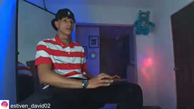 Snapshot of mike_casseano chatting on November 9, 3:21 am mike casseano online show from November 9, 3:21 am