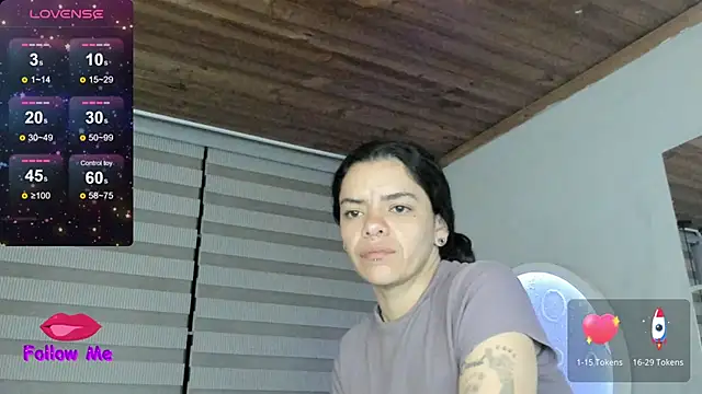 natasha logan  online show from May 31, 4:07 am