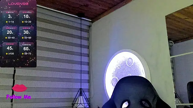 Snapshot of natasha_logan_ chatting on July 28, 4:09 am natasha logan online show from July 28, 4:09 am