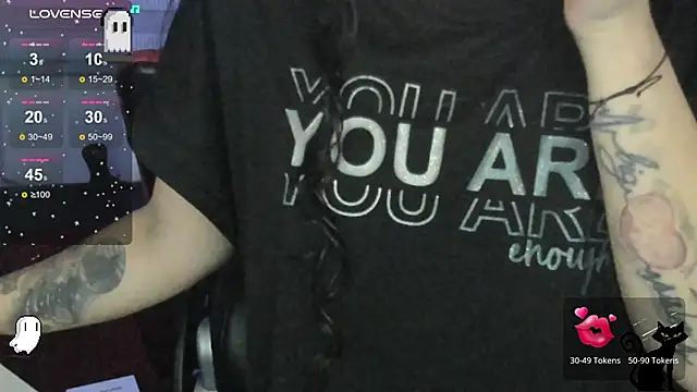 natasha logan  online show from December 23, 4:01 am