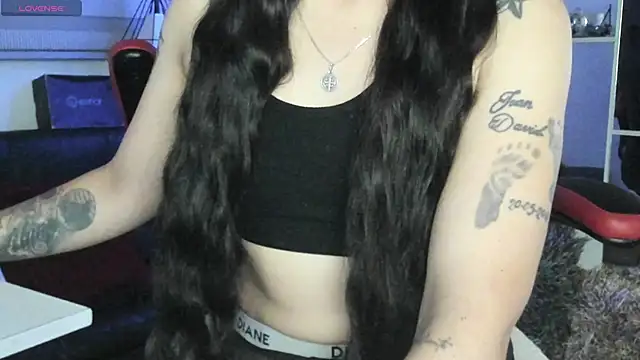 Snapshot of natasha_logan_ chatting on October 18, 4:03 am natasha logan online show from October 18, 4:03 am