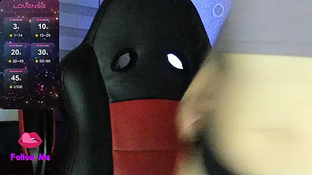 natasha logan  online show from January 17, 4:27 am