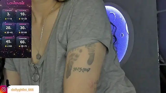 natasha logan  online show from March 24, 4:01 am