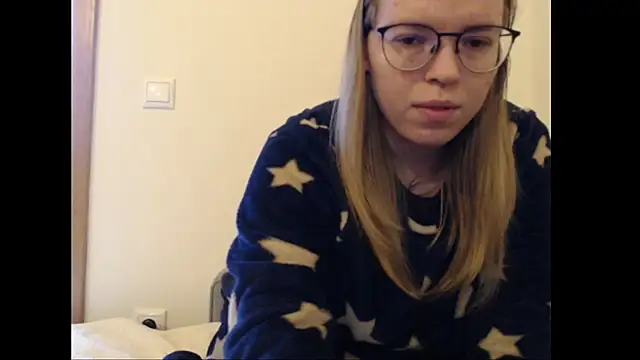 bitetwin online show from November 29, 3:12 pm