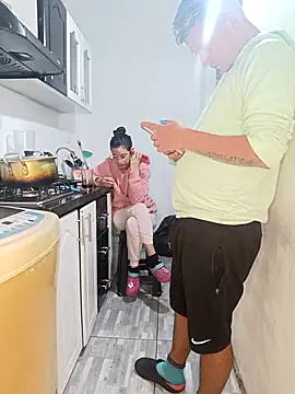 catire2323 online show from November 16, 8:02 pm