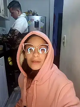 catire2323 online show from November 27, 3:07 am